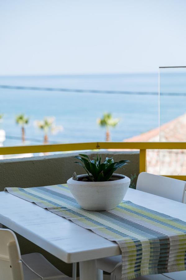 Eftihia Apartments By The Sea Rethymno Eksteriør bilde